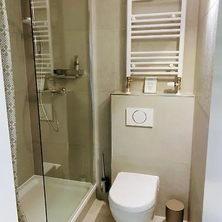 Einzigartiges Haus Mit Wunderbaren Seeblick Auf Maggiore * Массино-Висконти