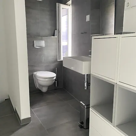 Дом отдыха Einzigartiges Haus Mit Wunderbaren Seeblick Auf Maggiore Массино-Висконти