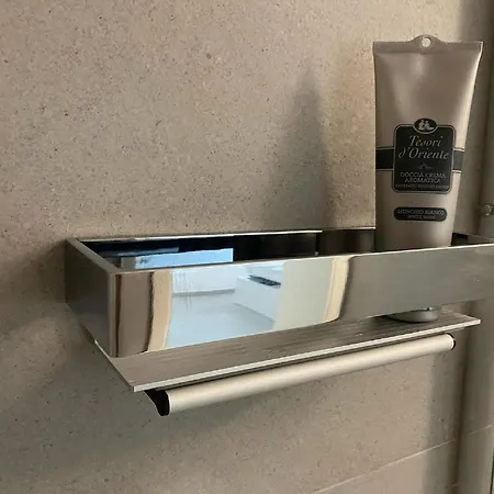 Einzigartiges Haus Mit Wunderbaren Seeblick Auf Maggiore Массино-Висконти