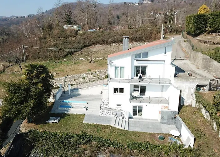 Prázdninový dům Einzigartiges Haus Mit Wunderbaren Seeblick Auf Maggiore Massino Visconti