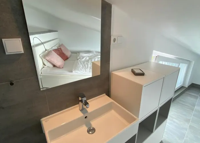 Einzigartiges Haus Mit Wunderbaren Seeblick Auf Maggiore Prázdninový dům *