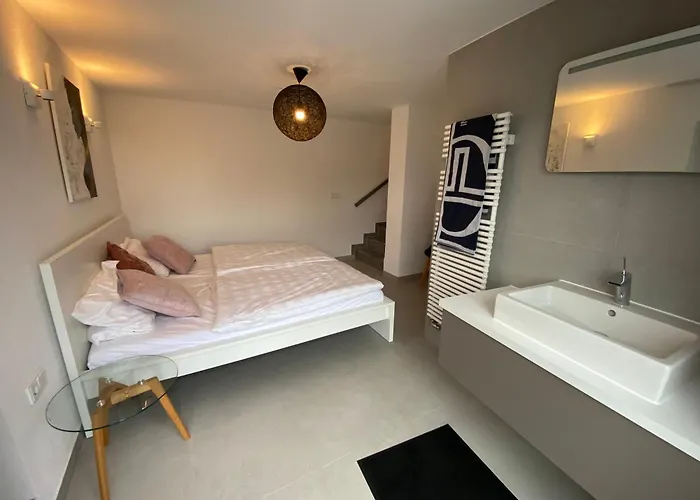 Prázdninový dům Einzigartiges Haus Mit Wunderbaren Seeblick Auf Maggiore Massino Visconti