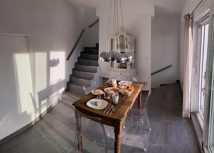 Einzigartiges Haus Mit Wunderbaren Seeblick Auf Maggiore