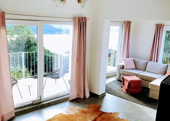 Prázdninový dům Einzigartiges Haus Mit Wunderbaren Seeblick Auf Maggiore Massino Visconti